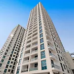 Vayk - Fully Renovated 1Br In Dubai Marina